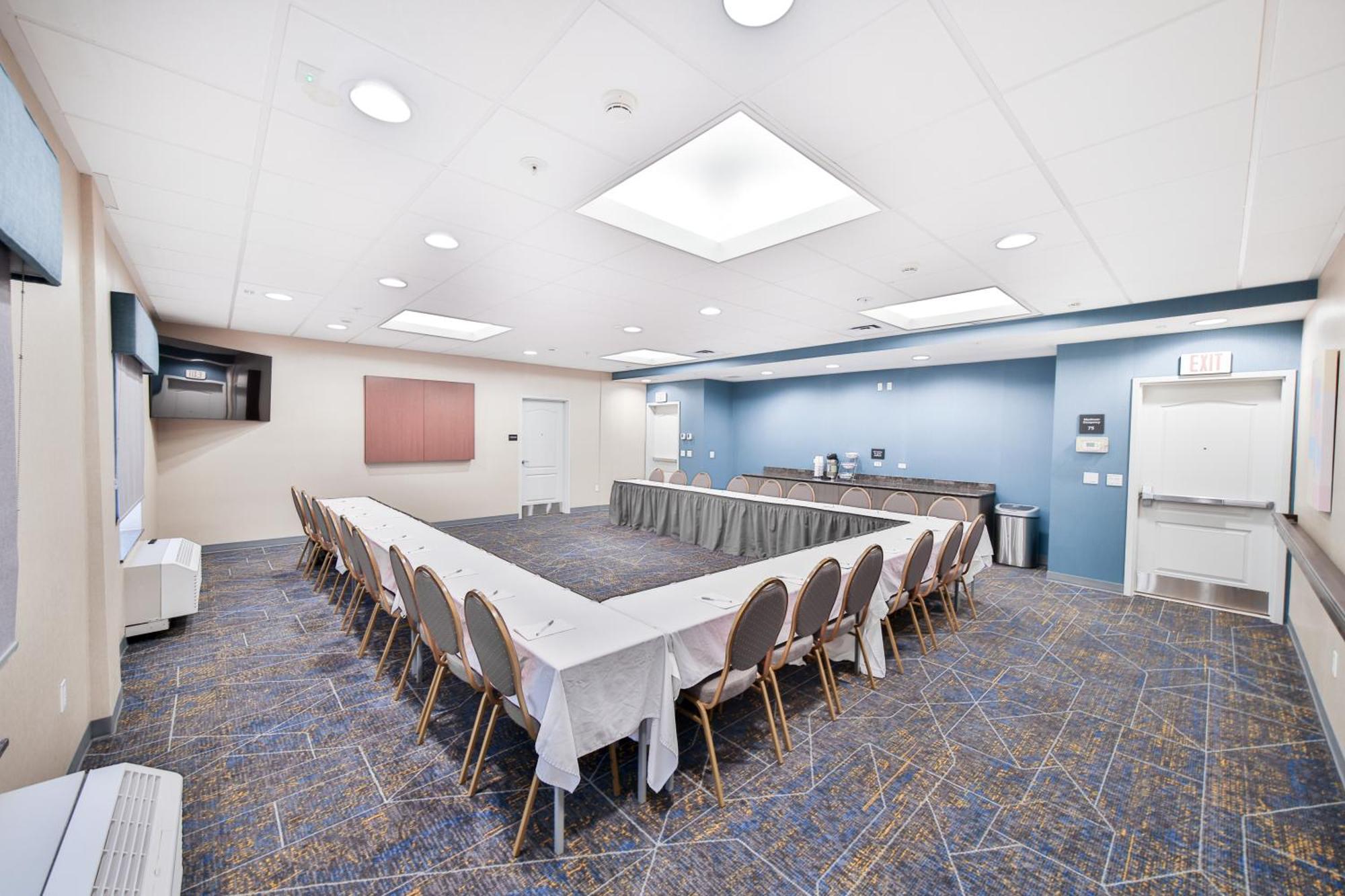 Hampton Inn & Suites By Hilton Seattle/Кент Екстериор снимка