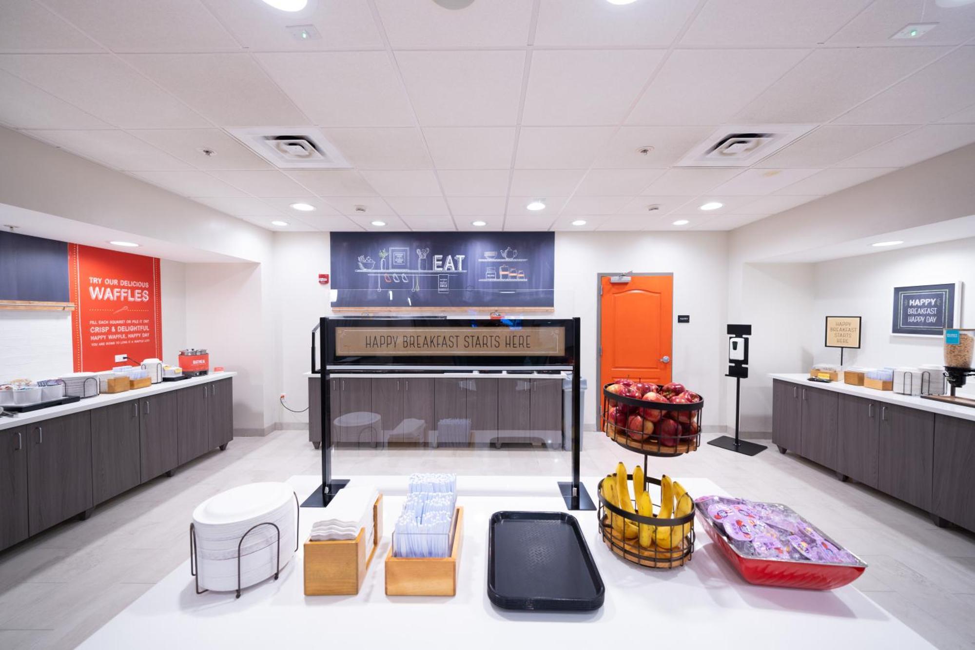 Hampton Inn & Suites By Hilton Seattle/Кент Екстериор снимка