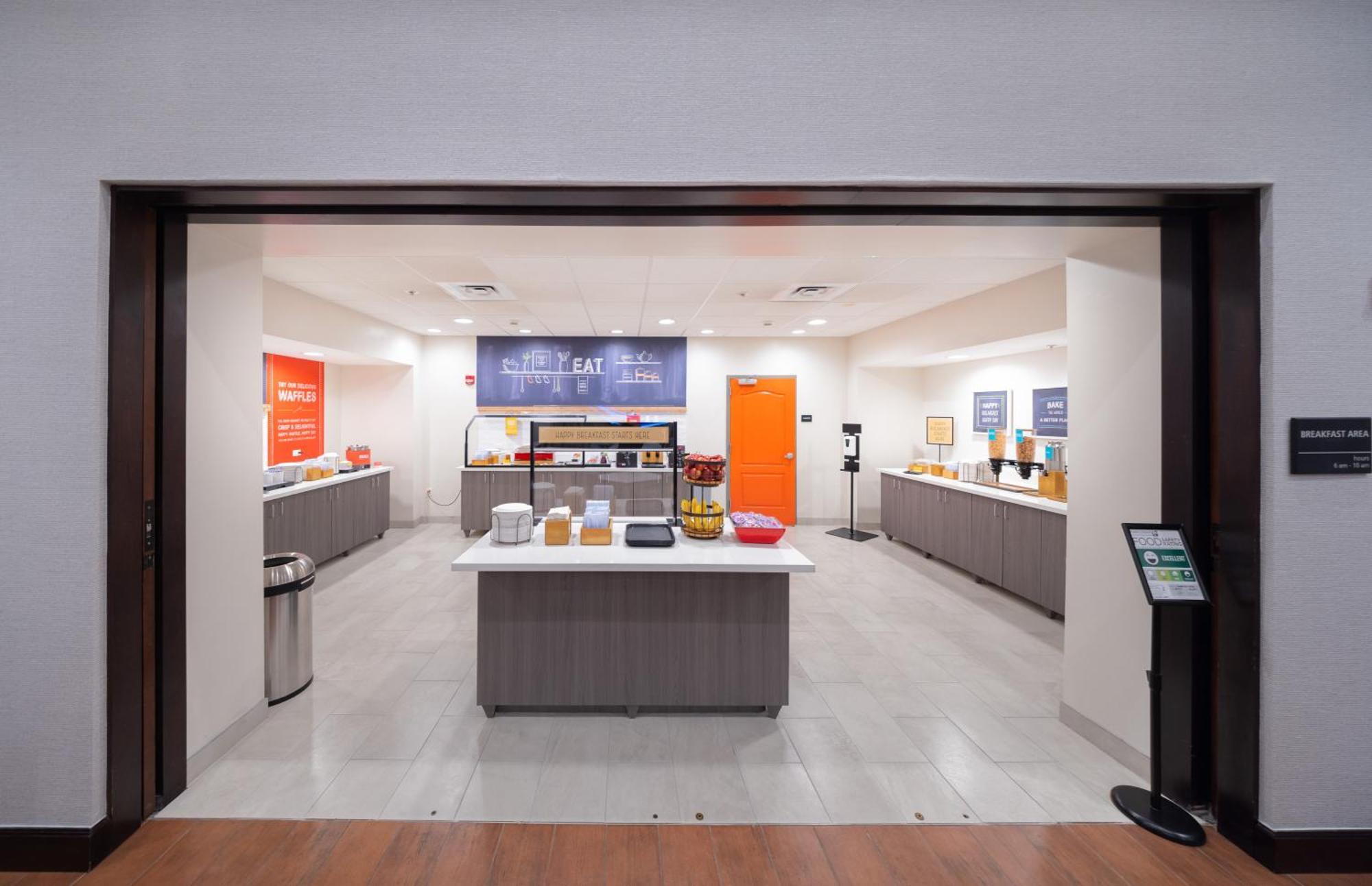 Hampton Inn & Suites By Hilton Seattle/Кент Екстериор снимка