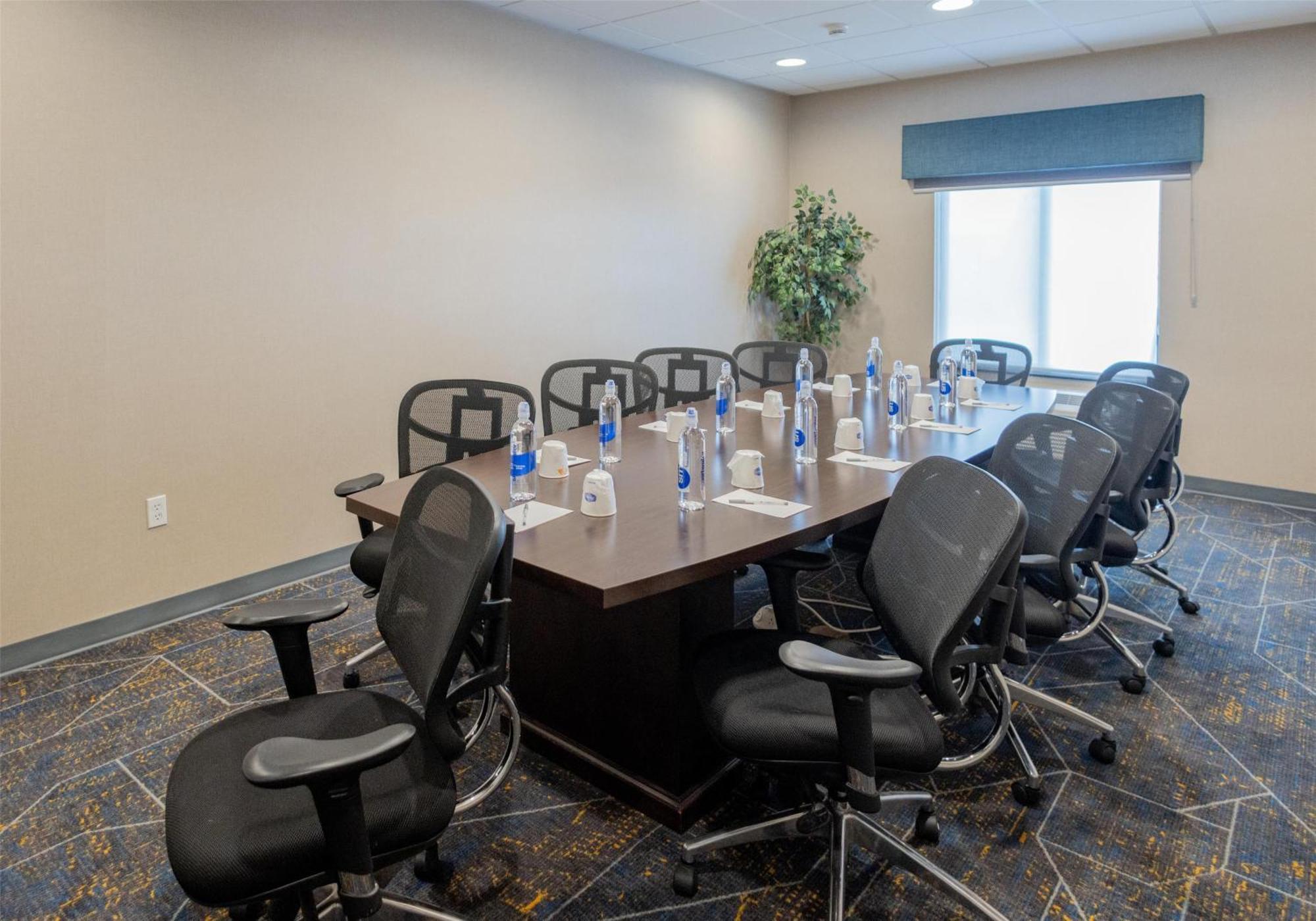 Hampton Inn & Suites By Hilton Seattle/Кент Екстериор снимка